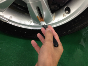 アルミホイールの洗浄