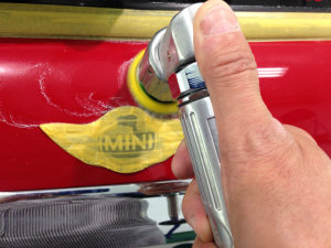 狭い部分の専用ポリッシャー