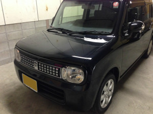 スズキ　ラパン　ブラックメタリック　ボディガラスコーティング