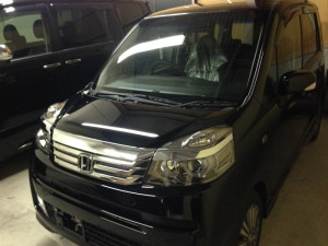 ホンダ　ライフ　ブラックメタリック　ボディガラスコーティング