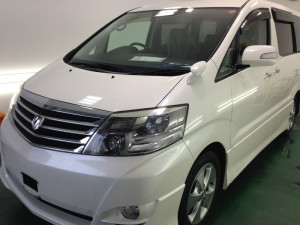 トヨタ　アルファード　パールホワイト　ボディガラスコーティング