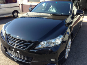 トヨタ　マークＸ　ブラック　ボディガラスコーティング